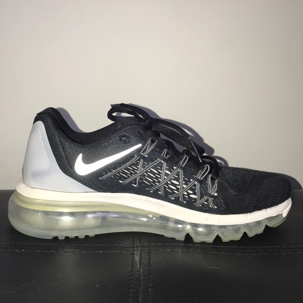 Tennis Shoes